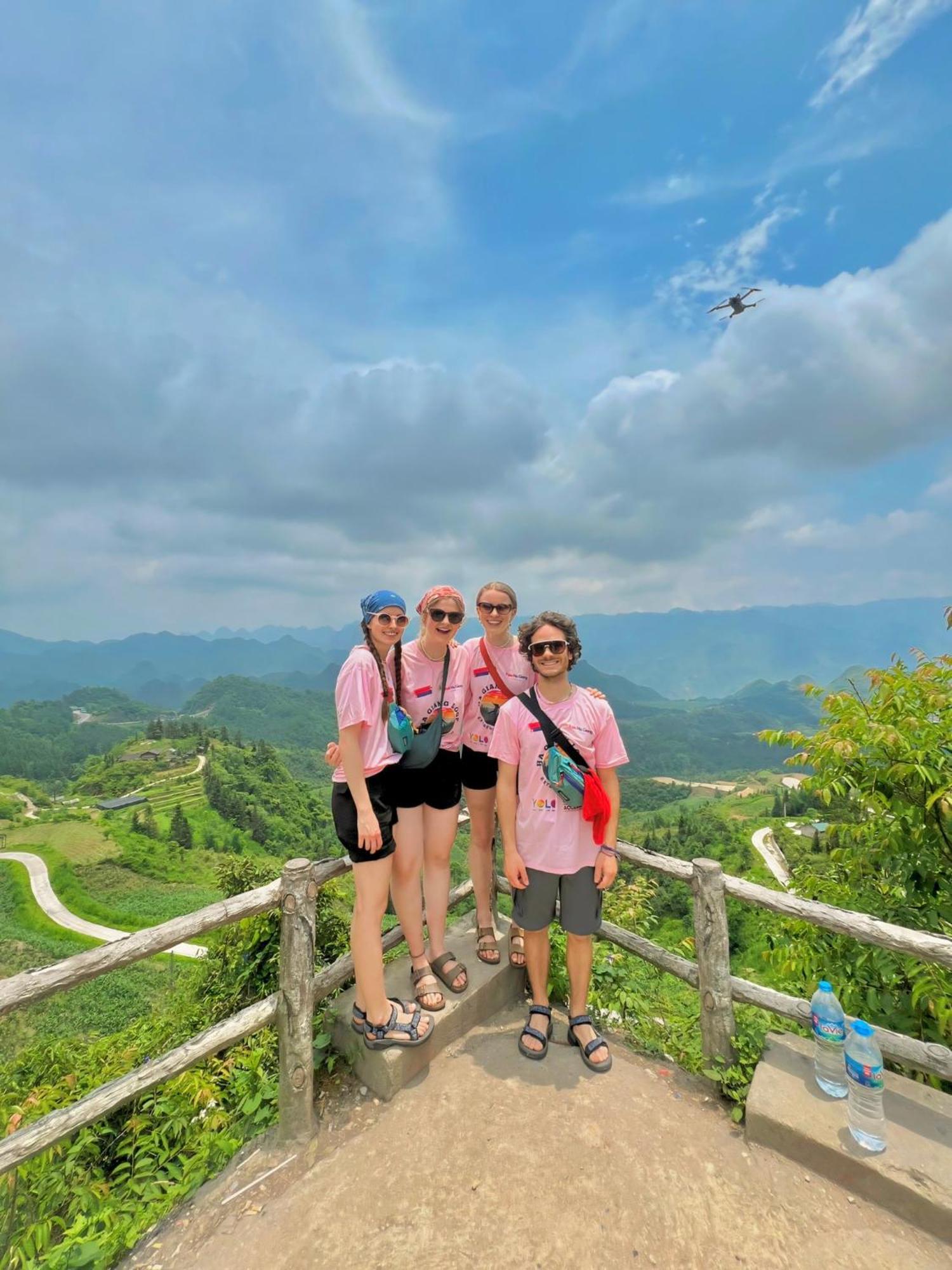 Yolo Ha Giang Adventures, Motorbike And Loop Tours Hotel Exterior photo